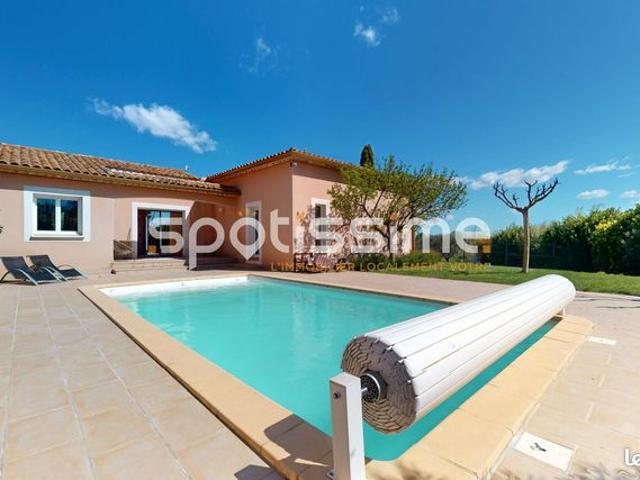 Villa 7 pièces 197 m²
