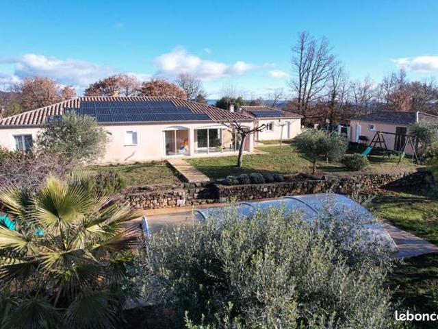 Villa 7 pièces 198 m²