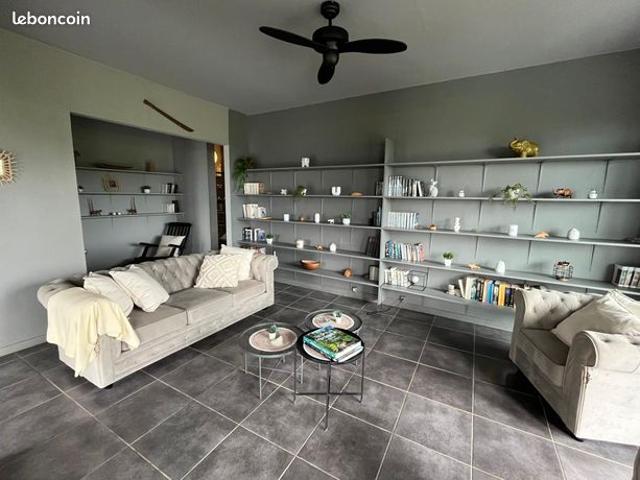 Villa 7 pièces 198 m²