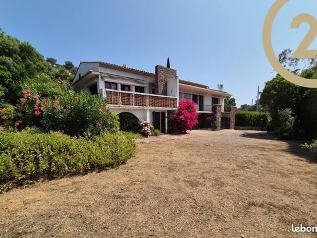 Villa 7 pièces 199 m²