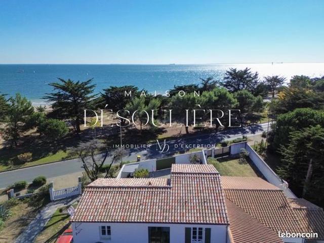 Villa 7 pièces 200 m²