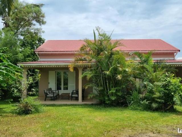 Villa 7 pièces 200 m²