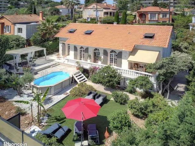 Villa 7 pièces 200 m²