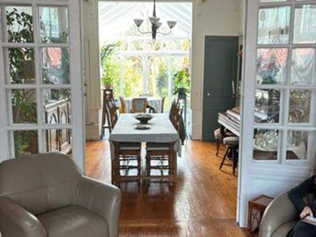 Villa 7 pièces 200 m²