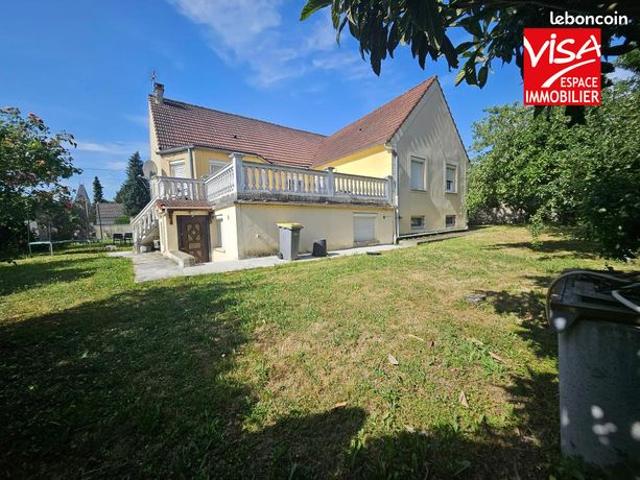Villa 7 pièces 200 m²