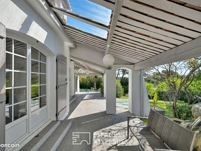 Villa 7 pièces 200 m²