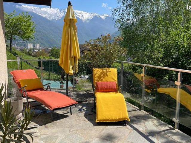 Villa 7 pièces 201 m²