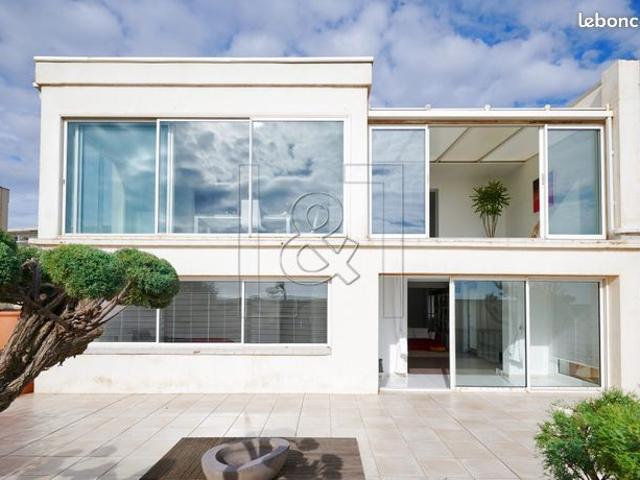 Villa 7 pièces 202 m²