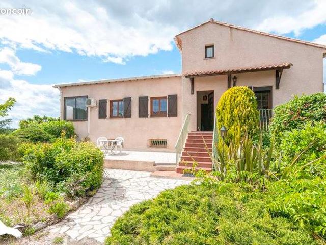 Villa 7 pièces 202 m²