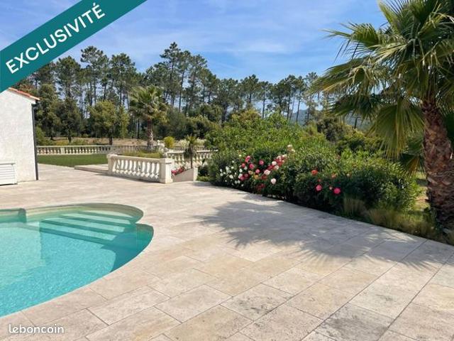 Villa 7 pièces 202 m²