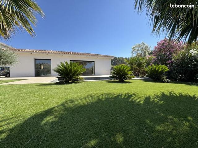 Villa 7 pièces 202 m²