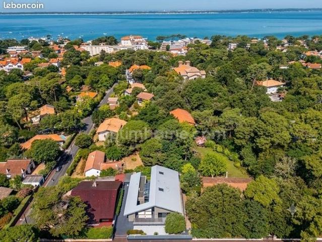 Villa 7 pièces 203 m²