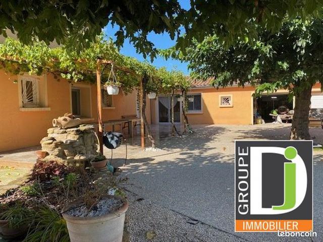 Villa 7 pièces 203 m²
