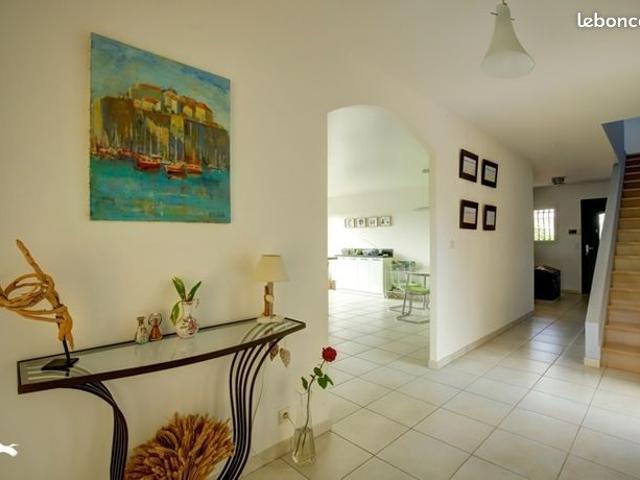Villa 7 pièces 206 m²