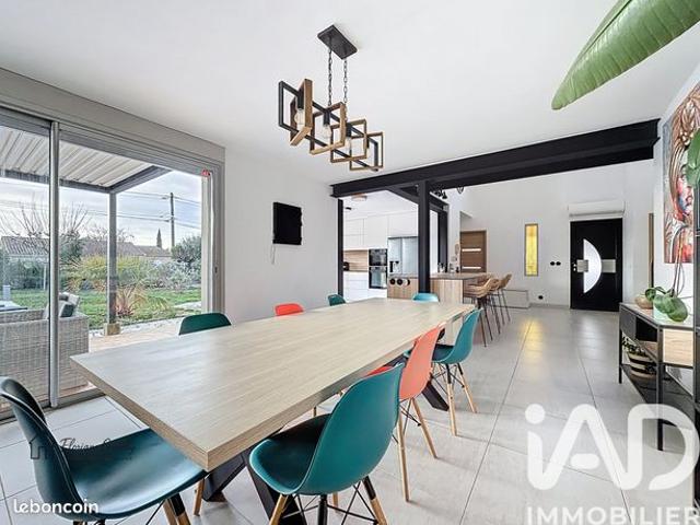 Villa 7 pièces 206 m²