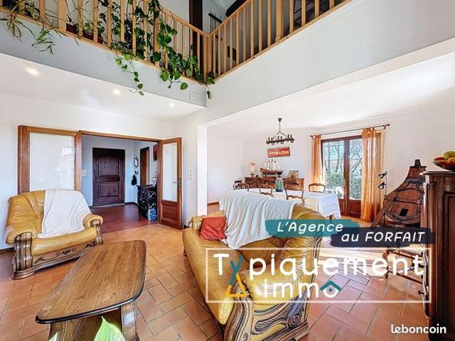 Villa 7 pièces 206 m²