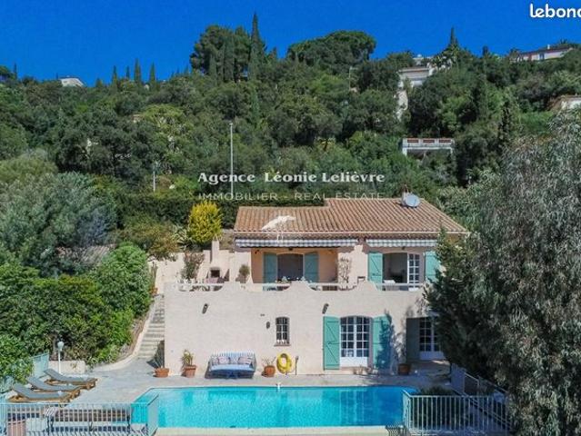 Villa 7 pièces 206 m²