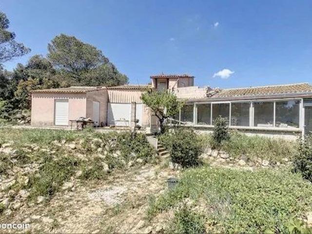 Villa 7 pièces 208 m²