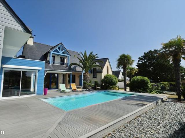 Villa 7 pièces 210 m²