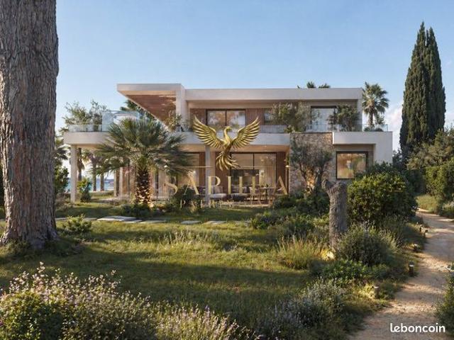 Villa 7 pièces 210 m²