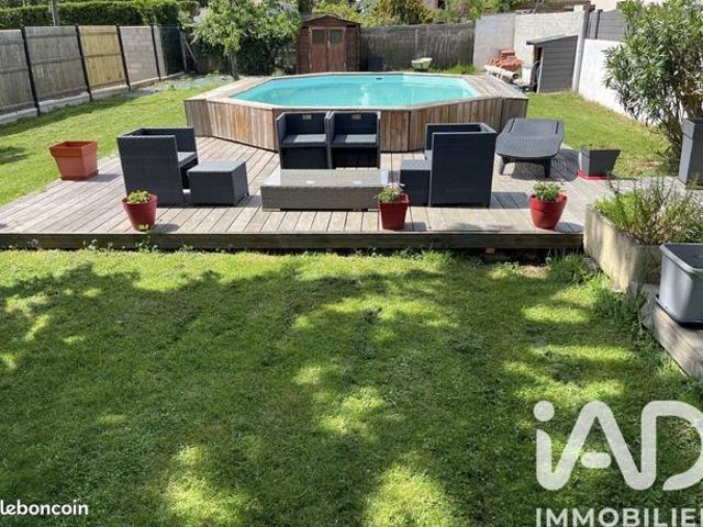 Villa 7 pièces 210 m²