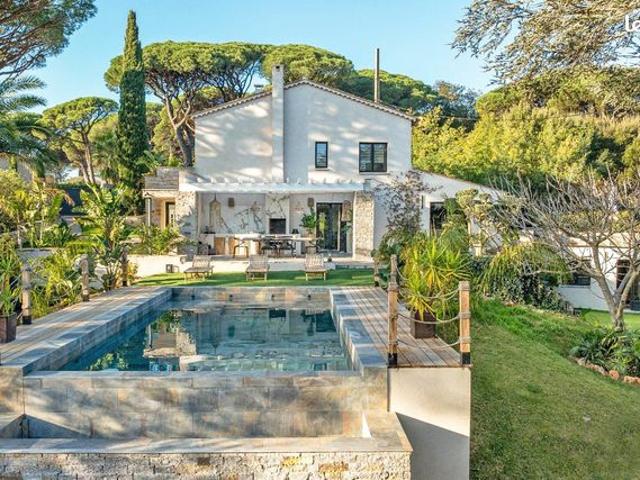 Villa 7 pièces 213 m²