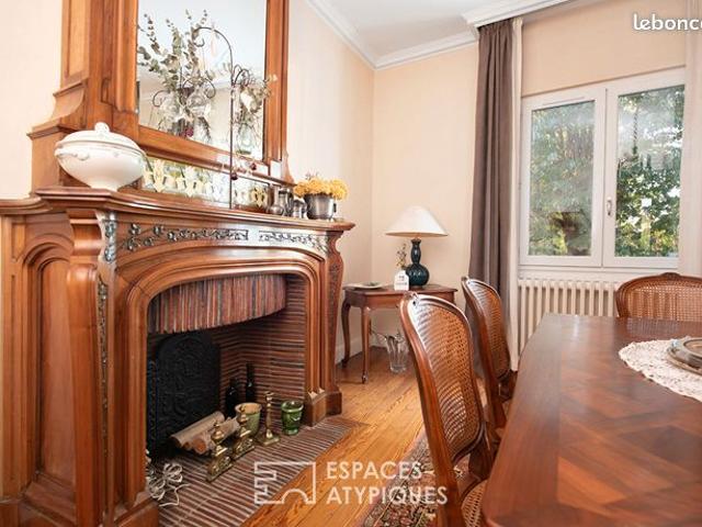 Villa 7 pièces 215 m²