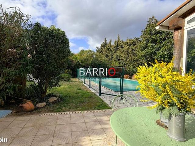 Villa 7 pièces 215 m²