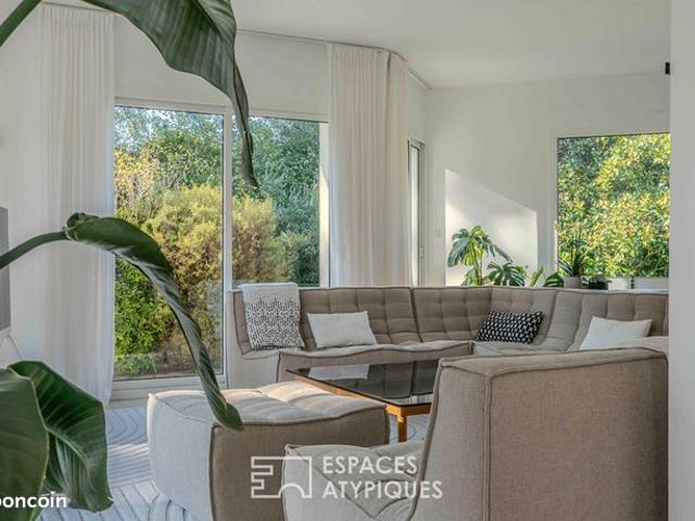Villa 7 pièces 216 m²