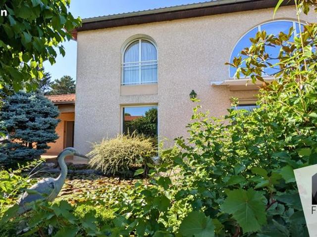 Villa 7 pièces 220 m²