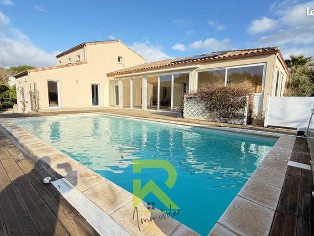 Villa 7 pièces 220 m²