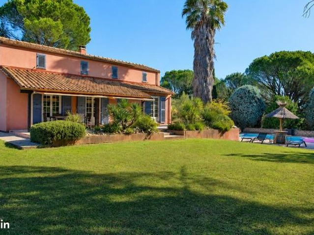 Villa 7 pièces 220 m²