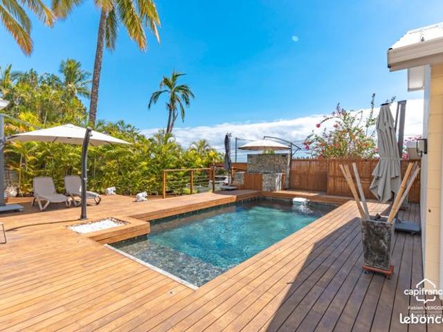 Villa 7 pièces 220 m²