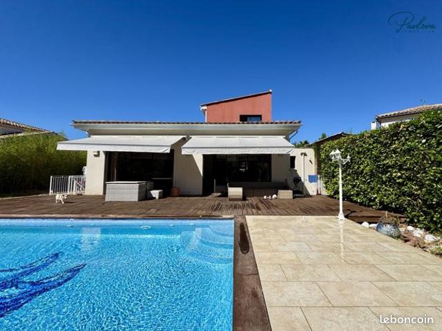 Villa 7 pièces 220 m²