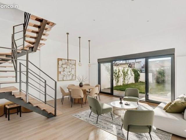 Villa 7 pièces 220 m²