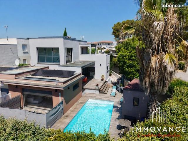 Villa 7 pièces 220 m²