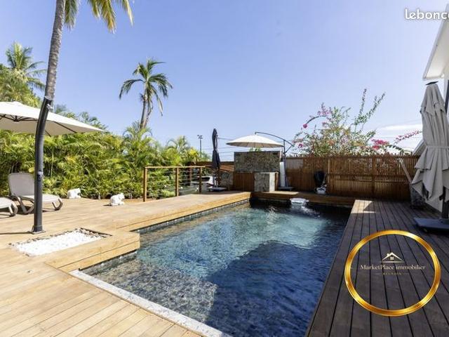 Villa 7 pièces 220 m²