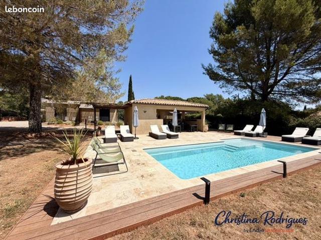 Villa 7 pièces 220 m²