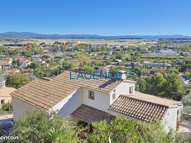 Villa 7 pièces 221 m²