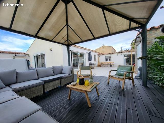 Villa 7 pièces 223 m²