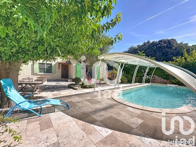Villa 7 pièces 224 m²