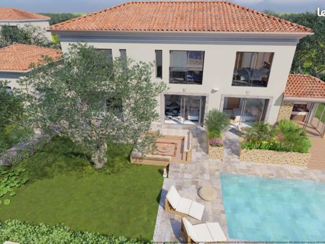 Villa 7 pièces 224 m²