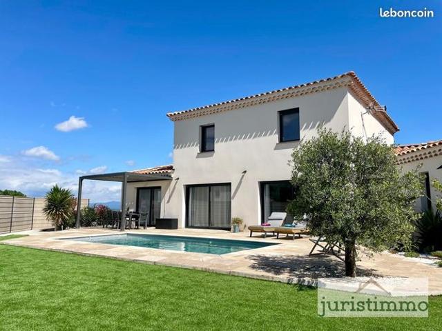 Villa 7 pièces 229 m²