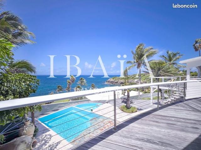 Villa 7 pièces 232 m²