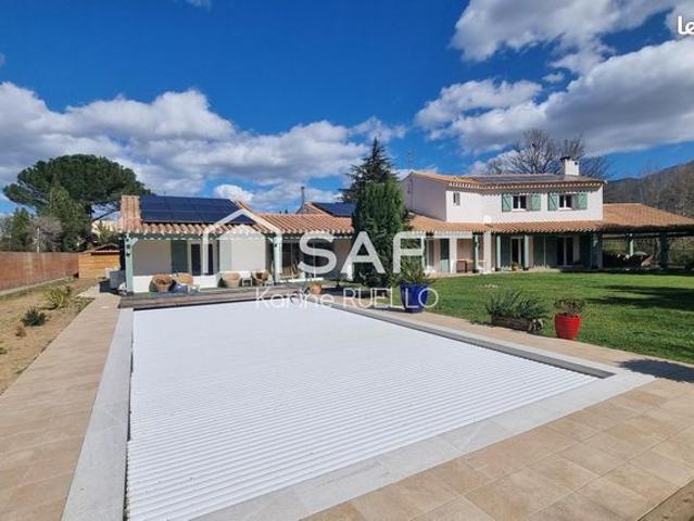Villa 7 pièces 237 m²