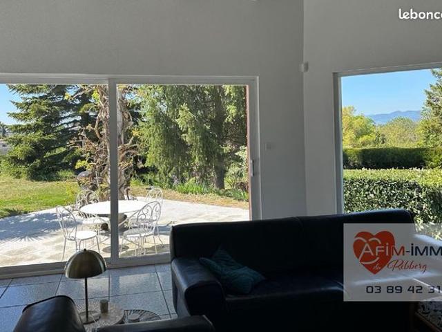 Villa 7 pièces 237 m²