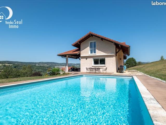 Villa 7 pièces 238 m²