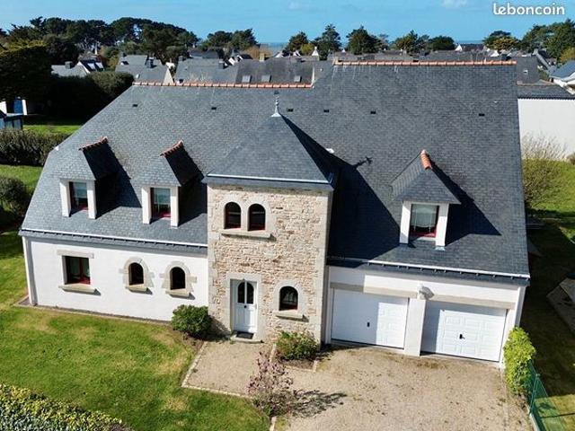 Villa 7 pièces 240 m²