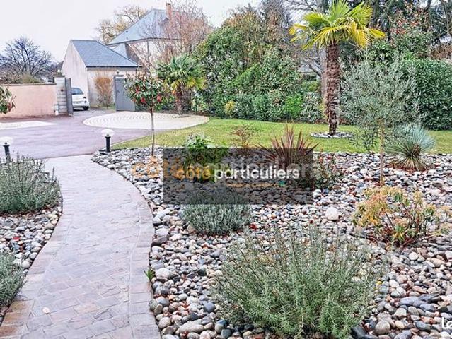 Villa 7 pièces 240 m²