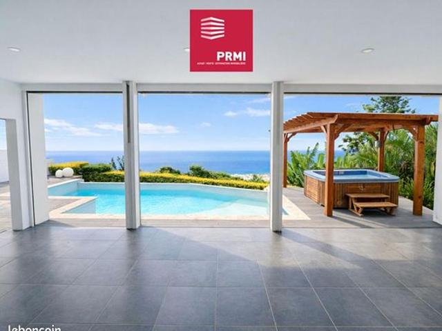 Villa 7 pièces 240 m²